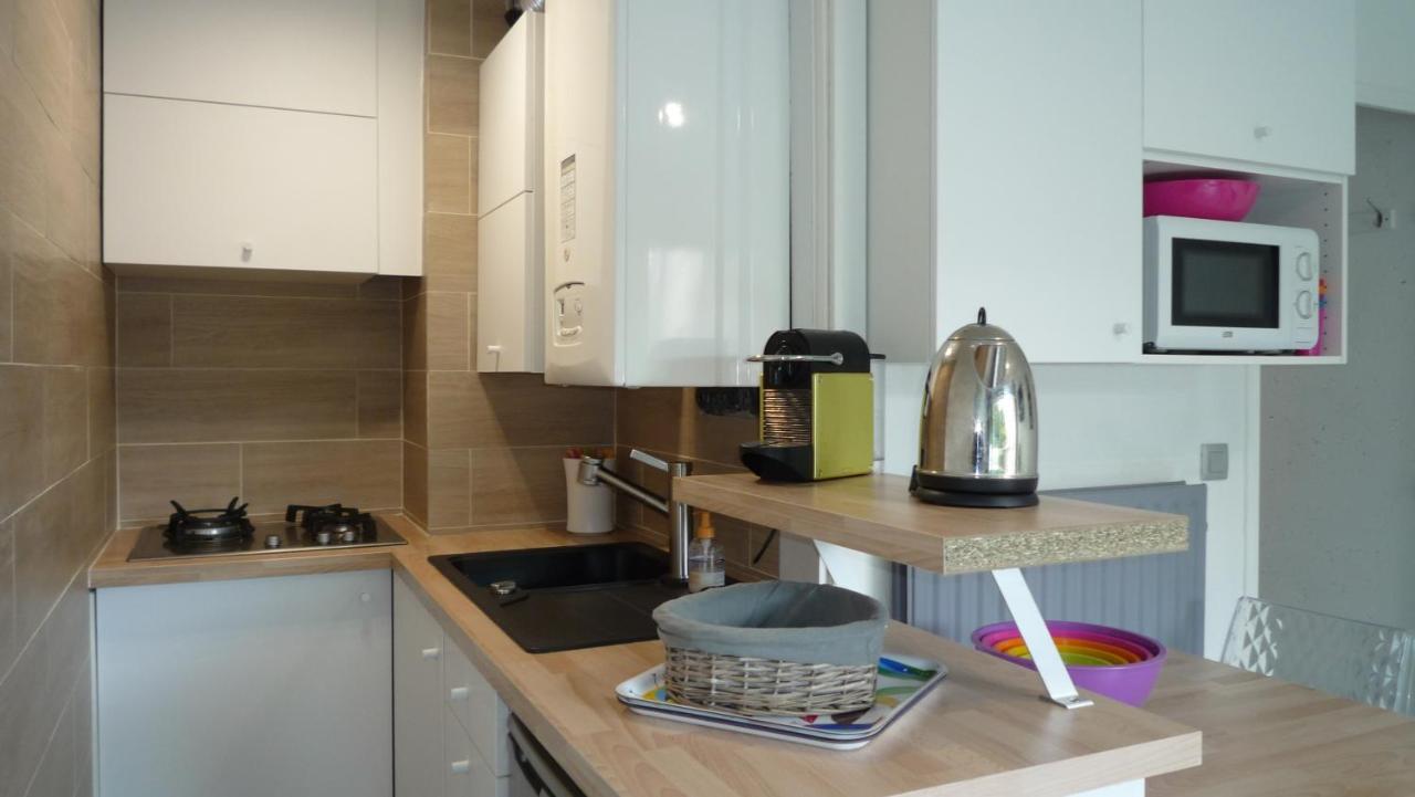 AppartementFrontDeMerSaintRaphaelSantaLucia Buitenkant foto
